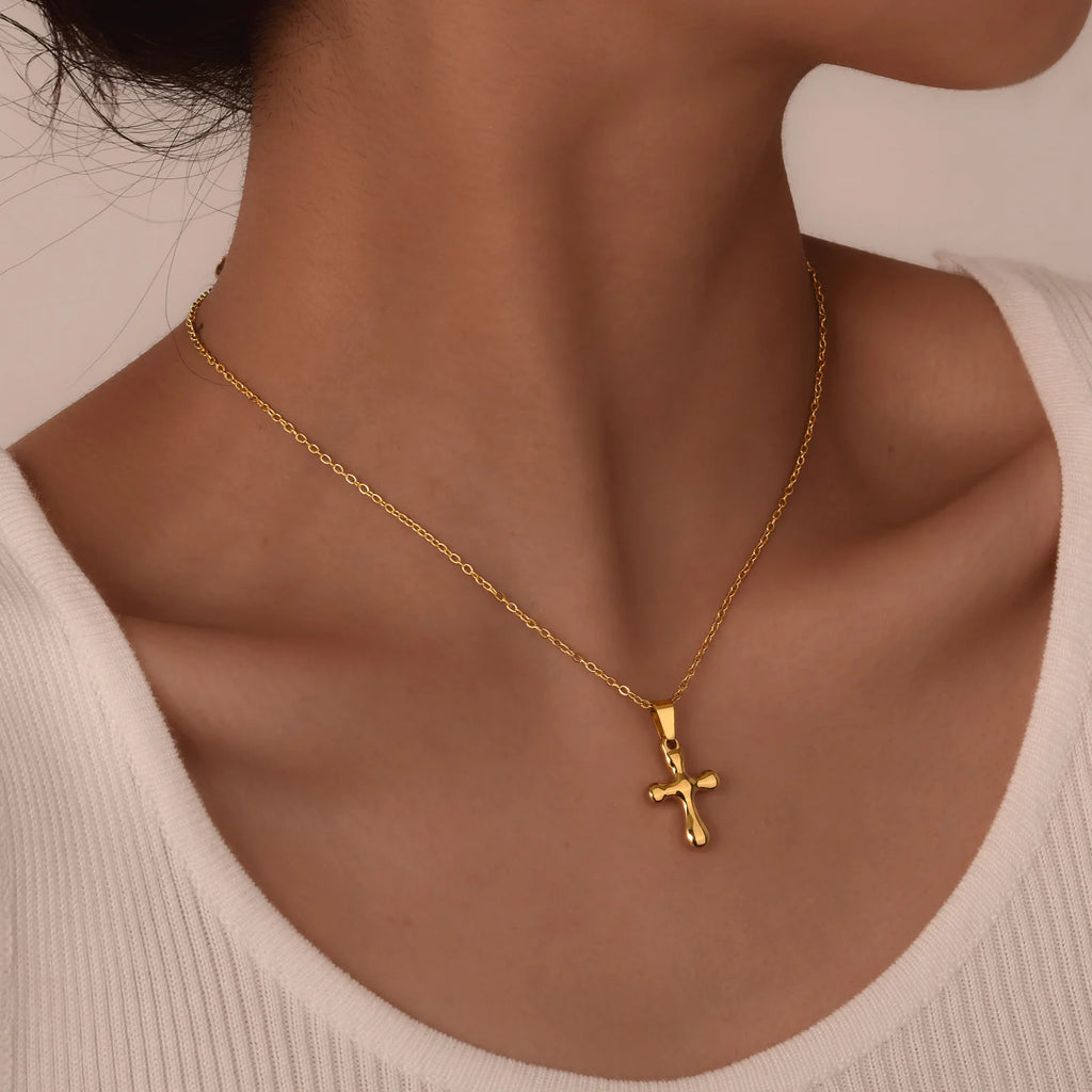 Collier Femme Croix Chrétienne