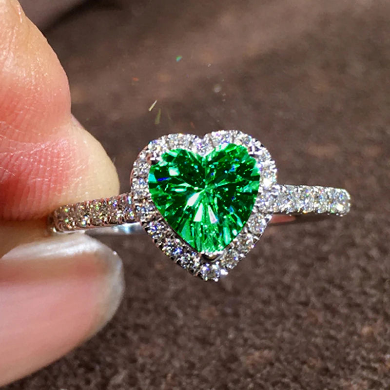 Bague en Diamant en Forme de Cœur