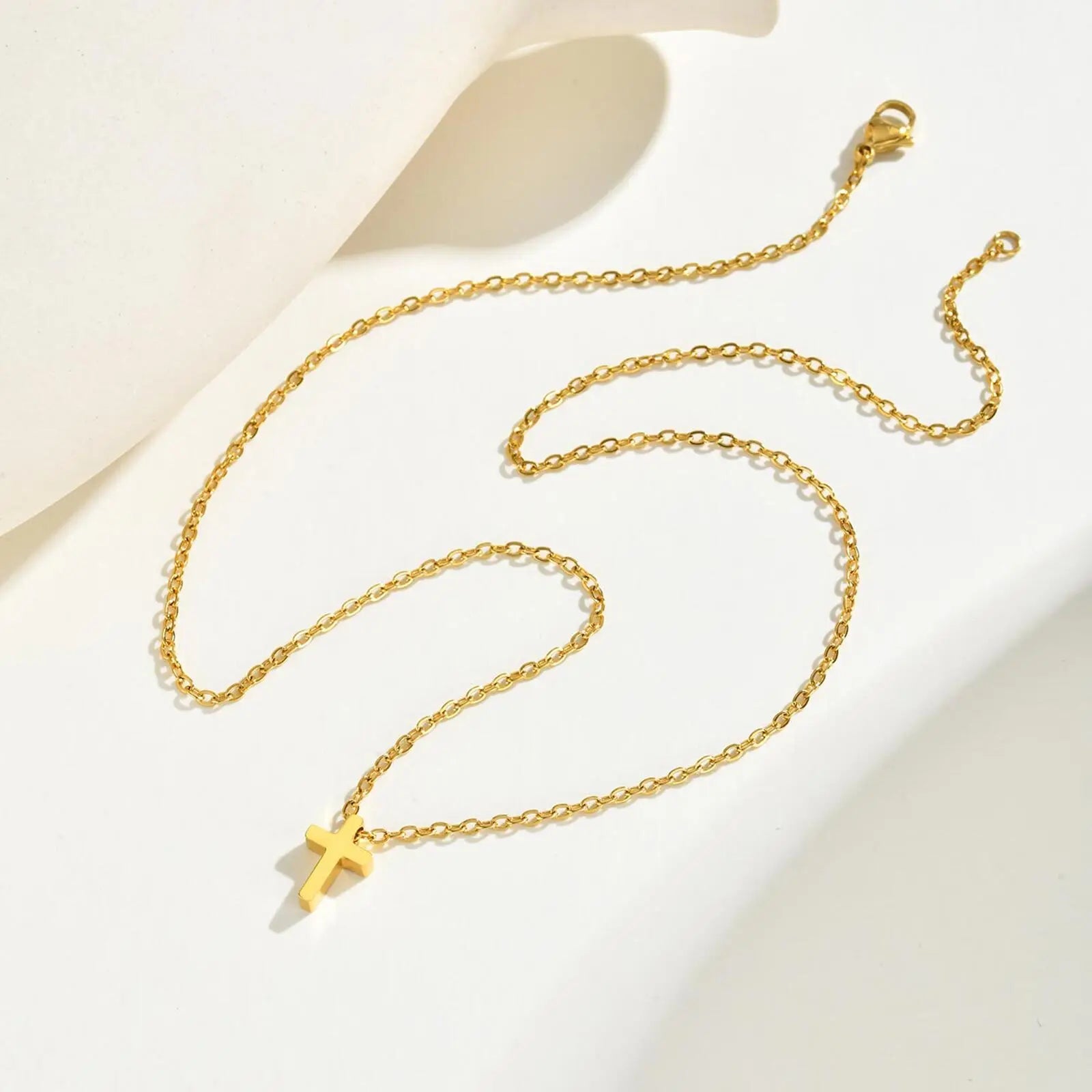 Collier Femme Croix Chrétienne