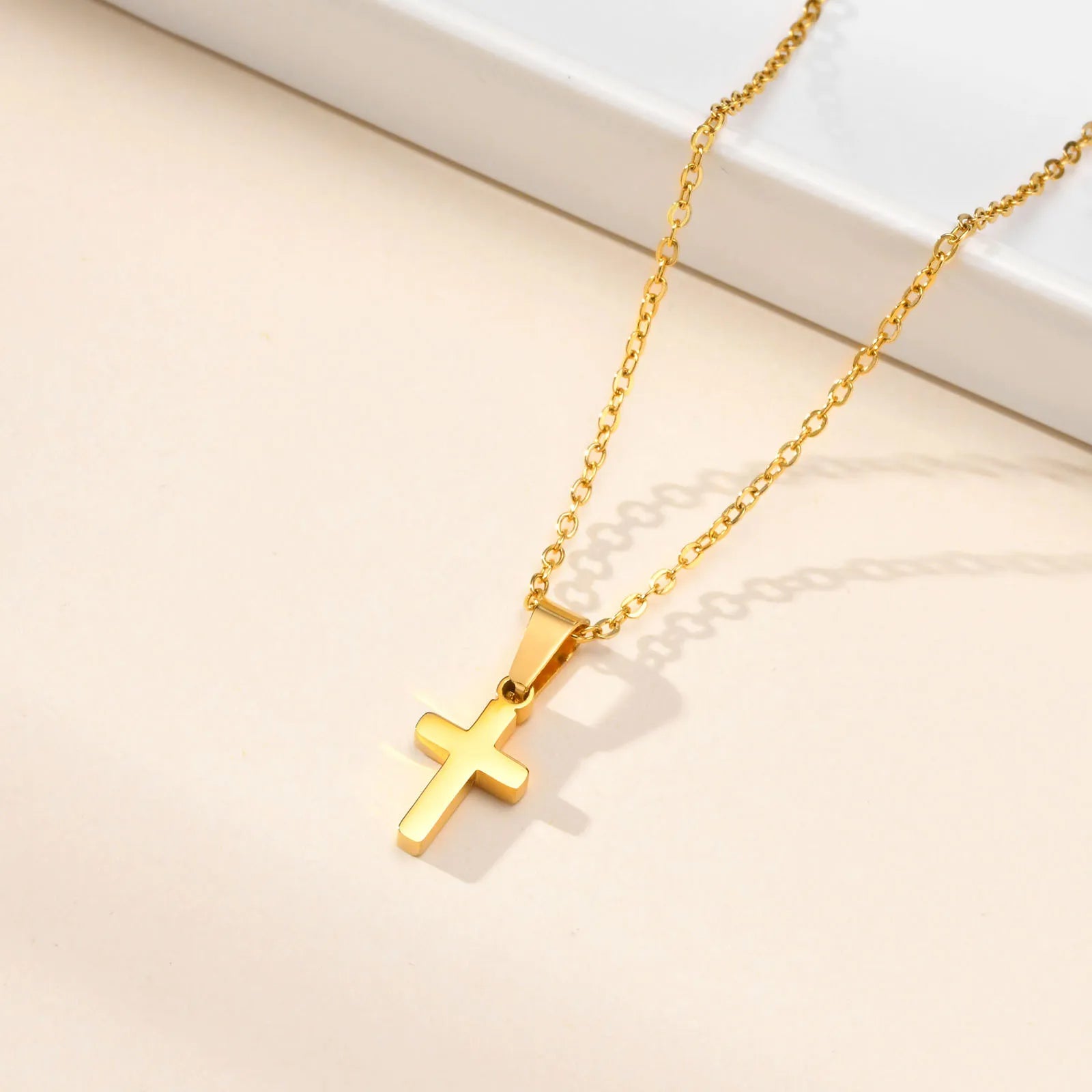 Collier Femme Croix Chrétienne